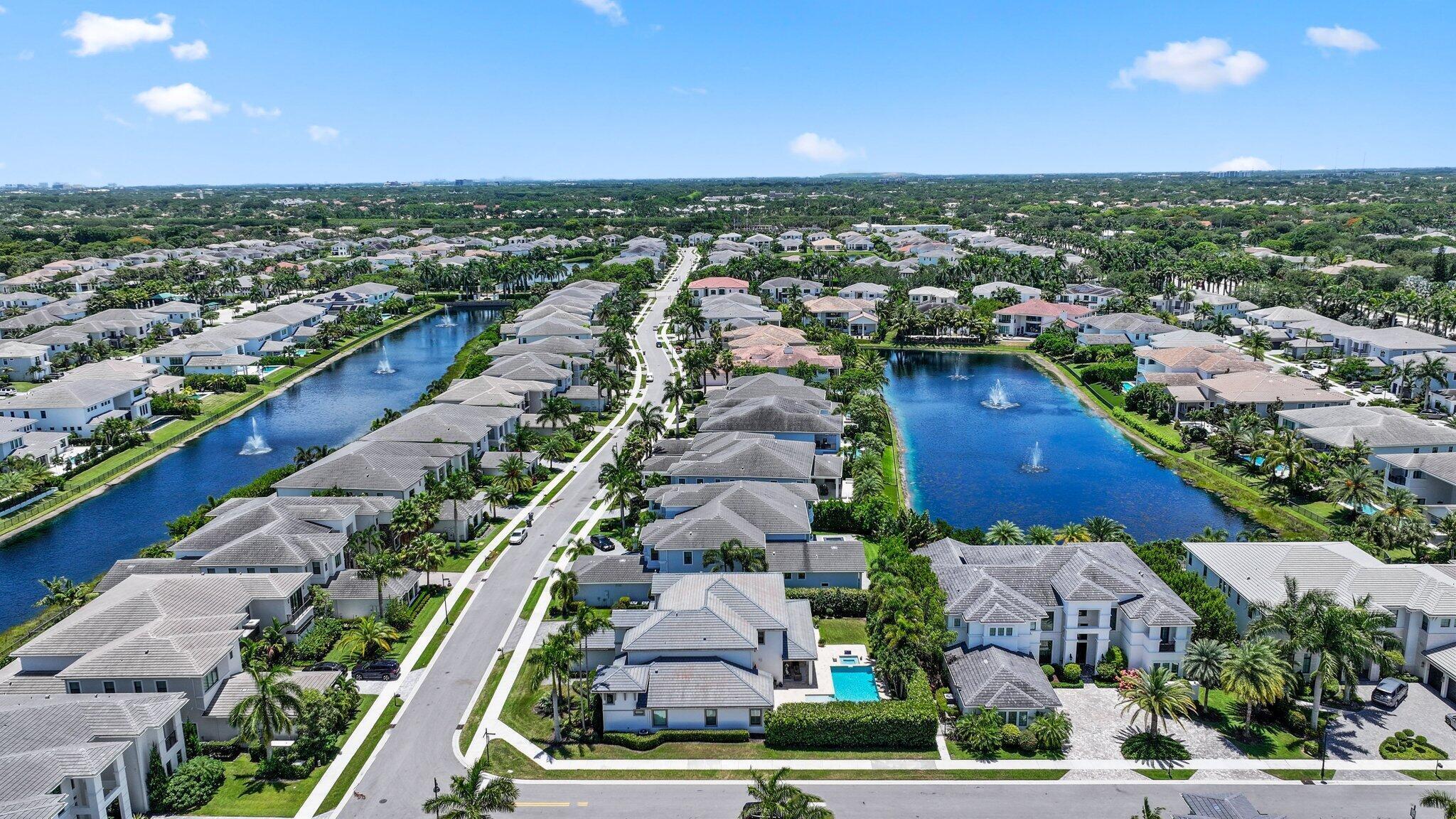 ROYAL PALM POLO - Residential