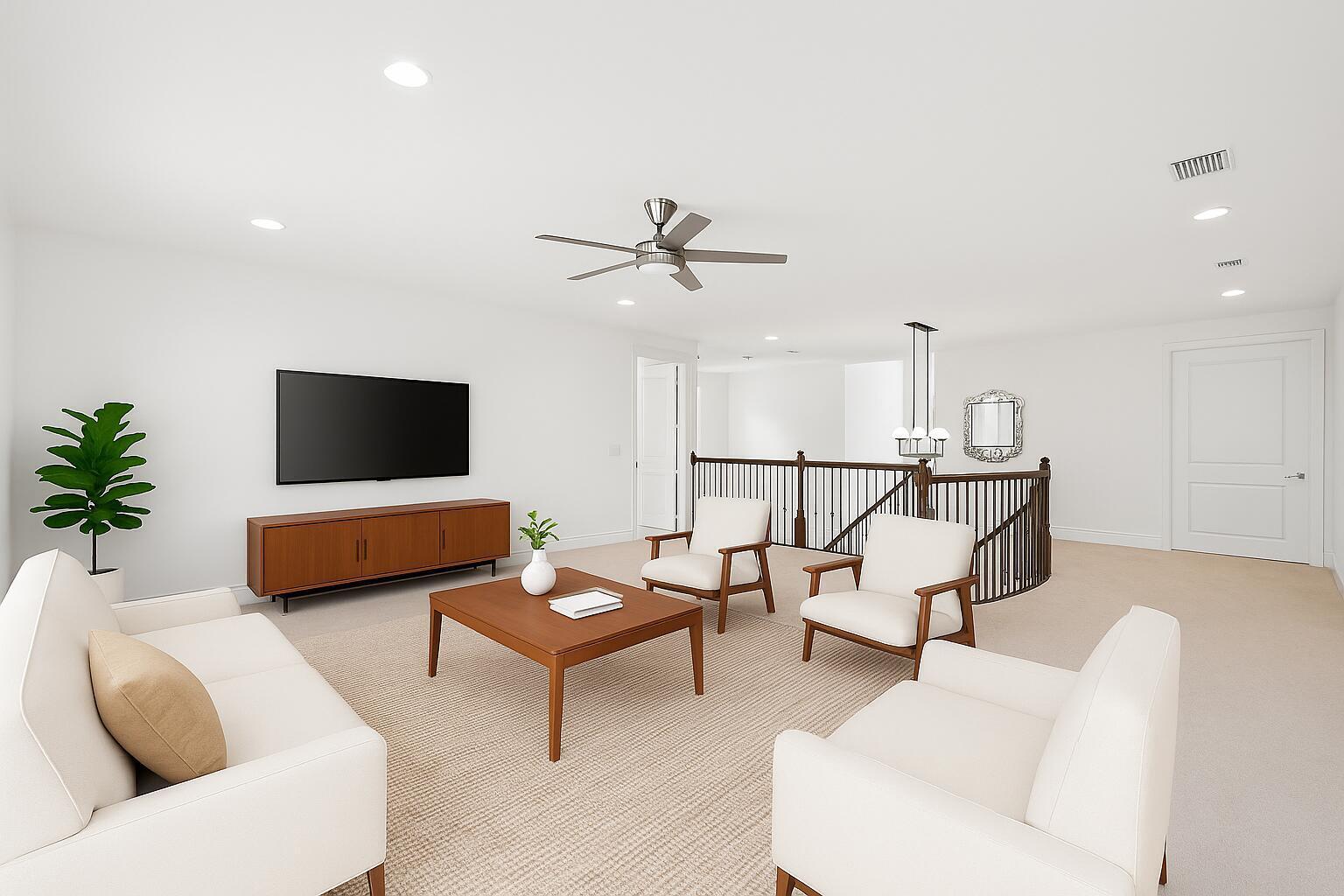 ROYAL PALM POLO - Residential