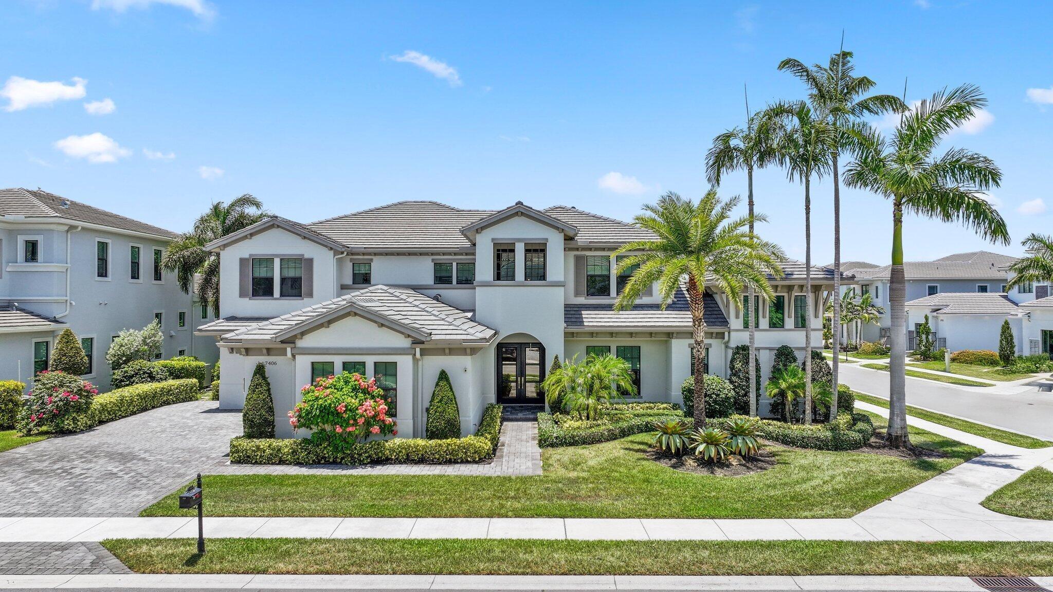 ROYAL PALM POLO - Residential