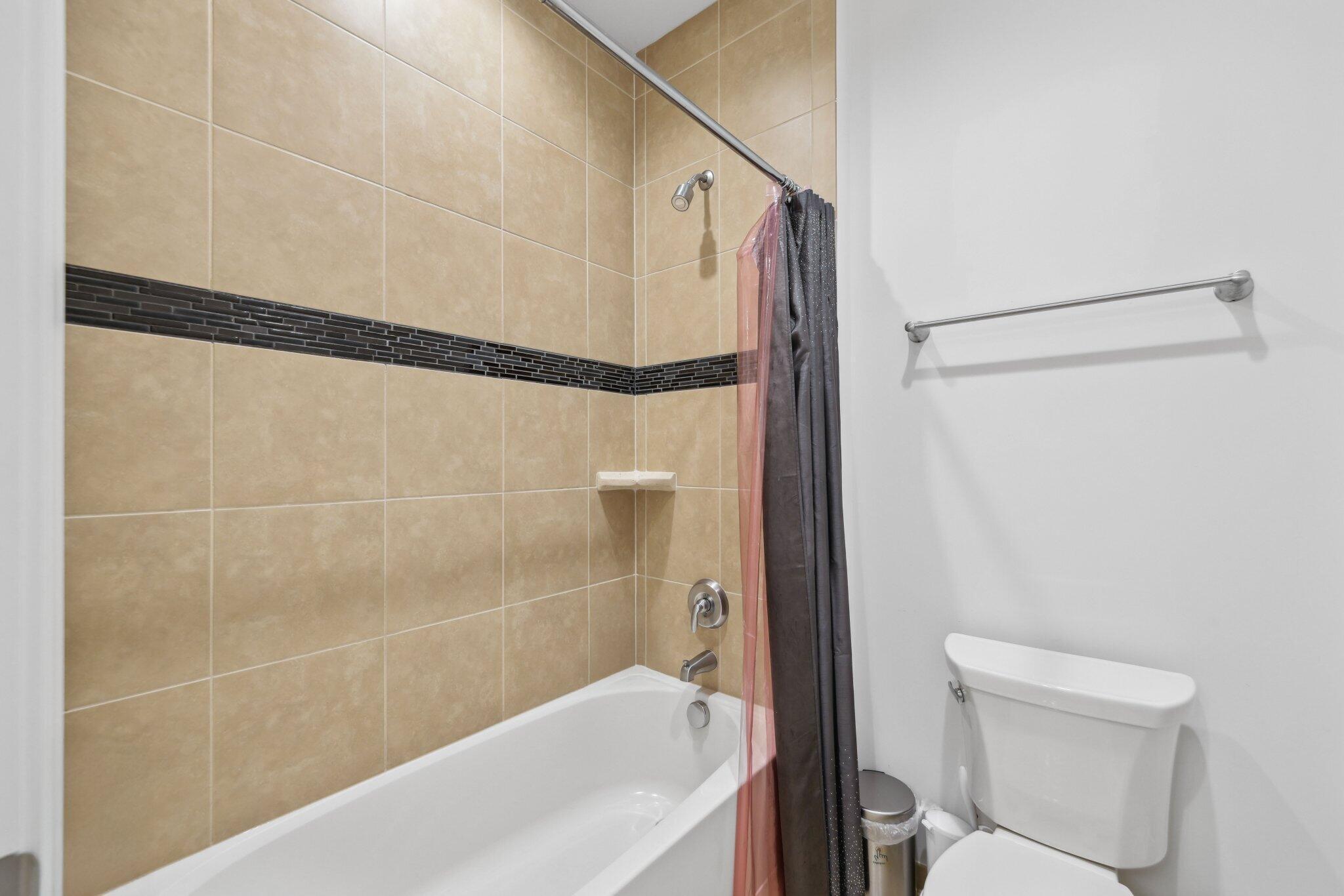 ROYAL PALM POLO - Residential