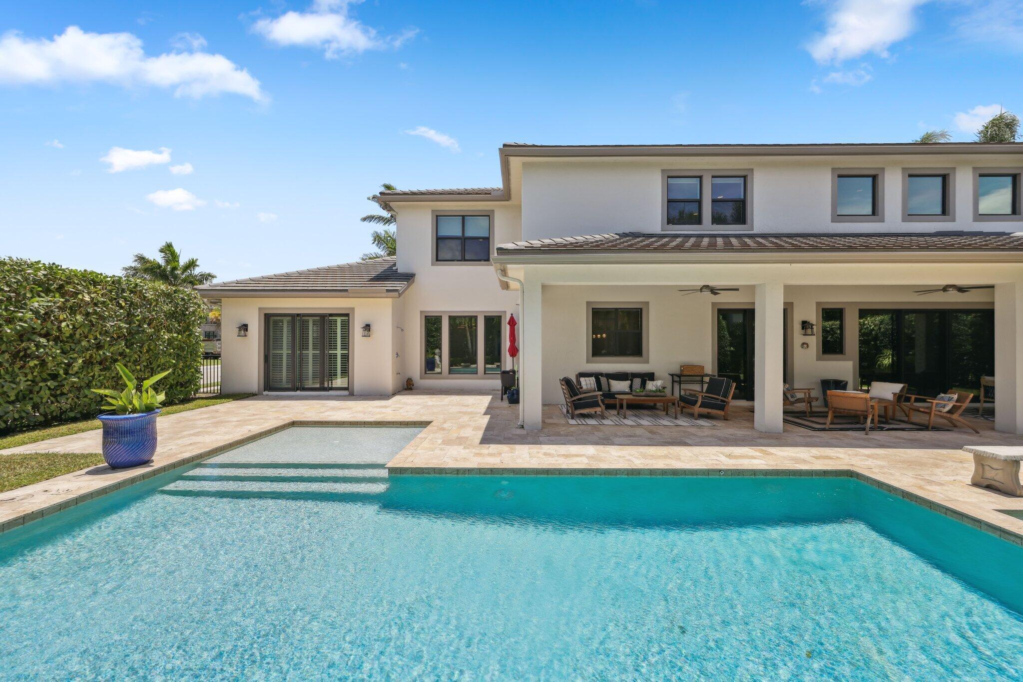 ROYAL PALM POLO - Residential