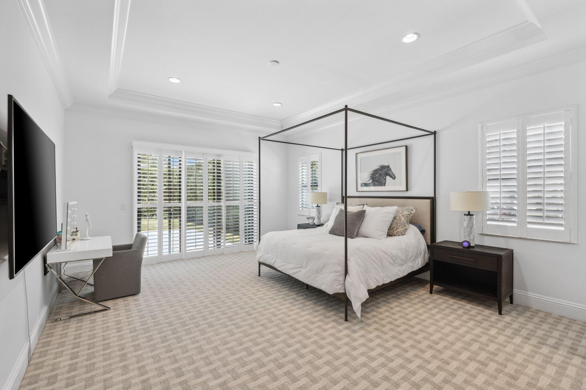 ROYAL PALM POLO - Residential