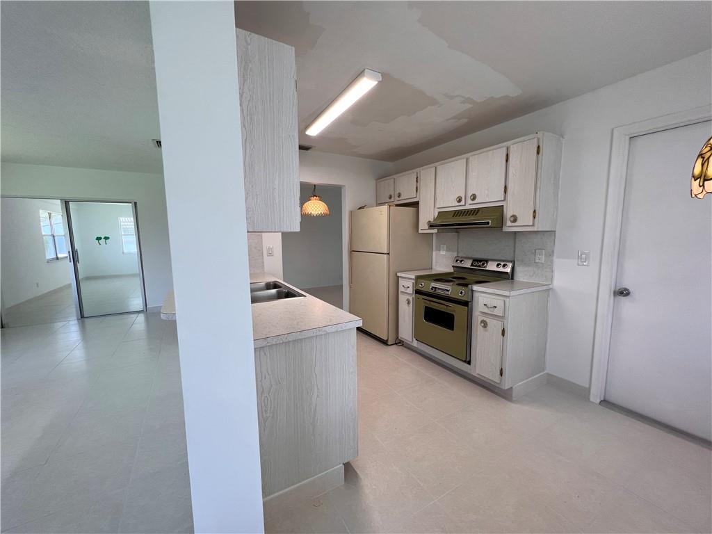Palm Beach Leisureville S - Residential