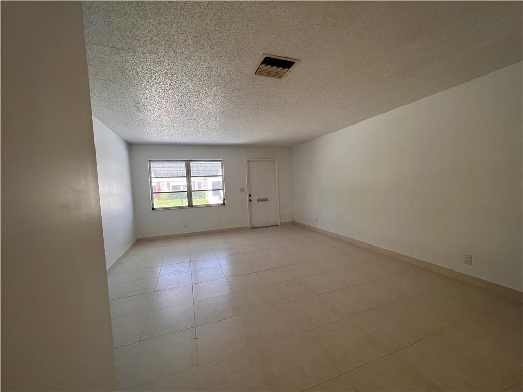 Palm Beach Leisureville S - Residential