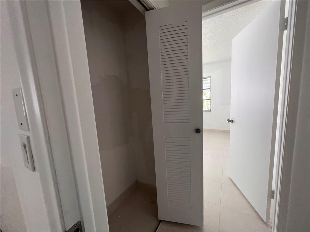 Palm Beach Leisureville S - Residential