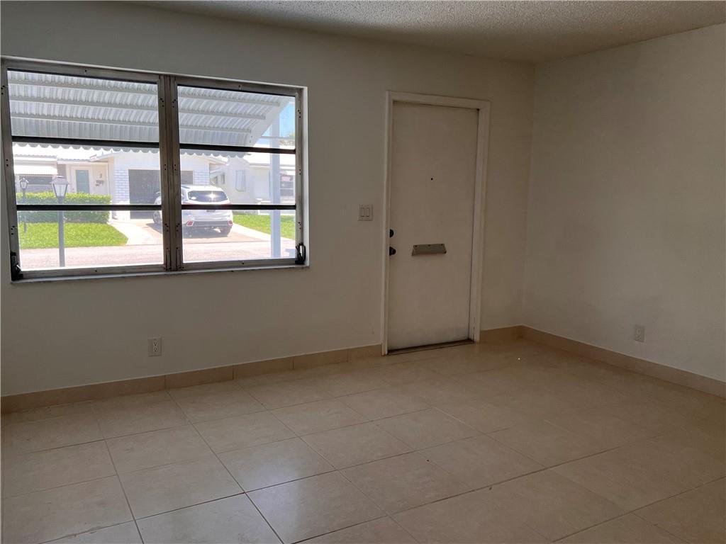 Palm Beach Leisureville S - Residential