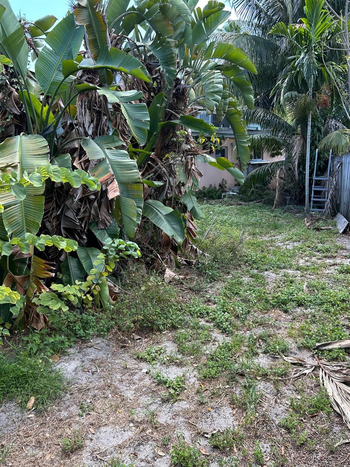 Hollywood Little Ranches - Residential Income