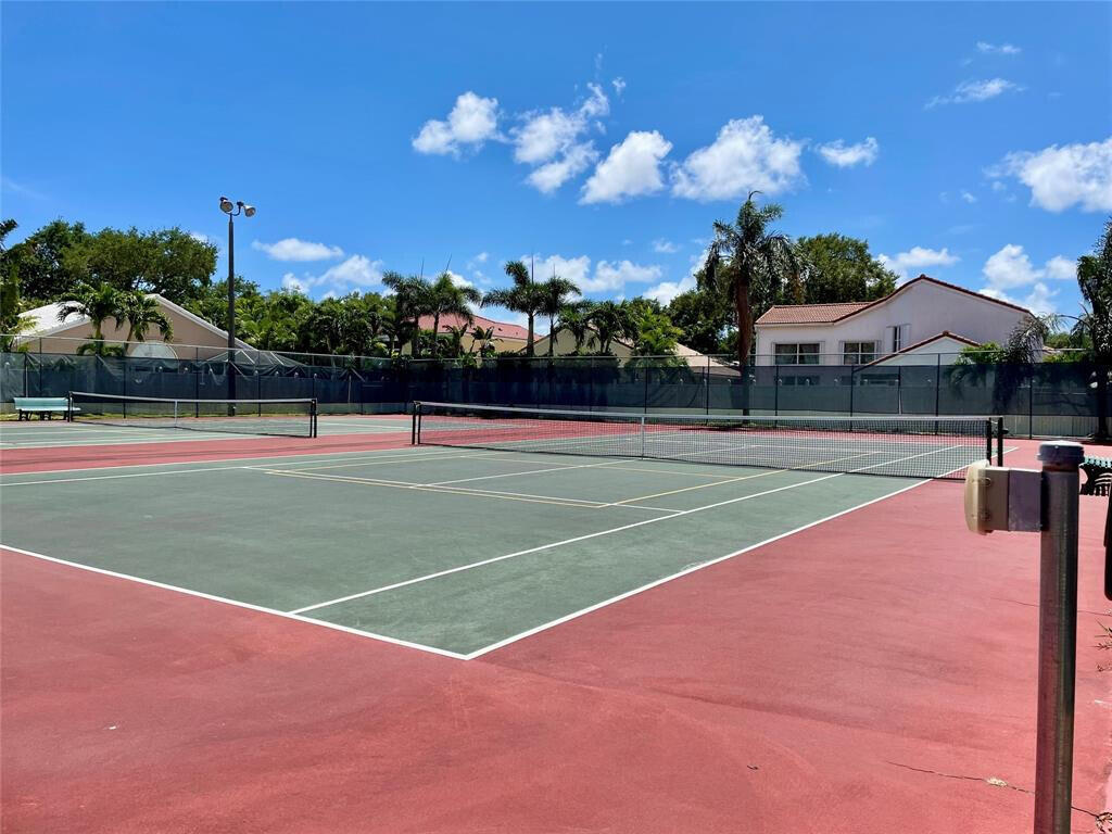 SIENA OAKS - Residential Lease