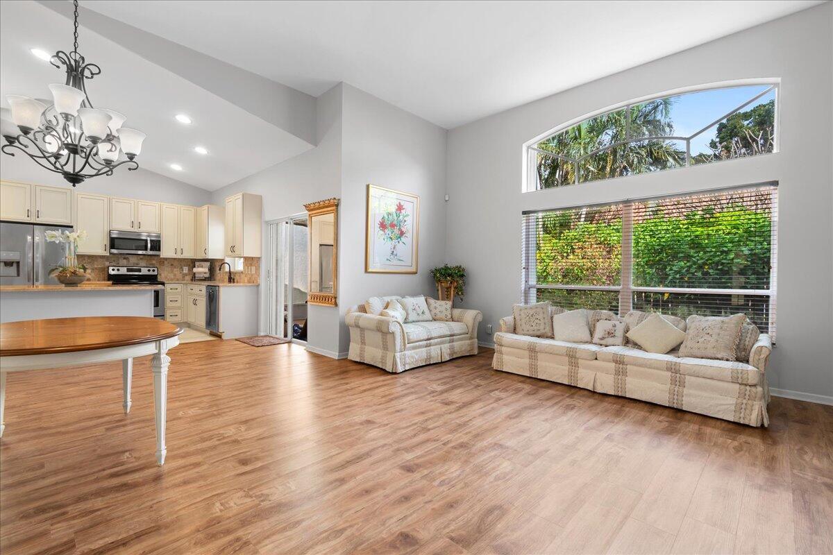 SIENA OAKS - Residential Lease