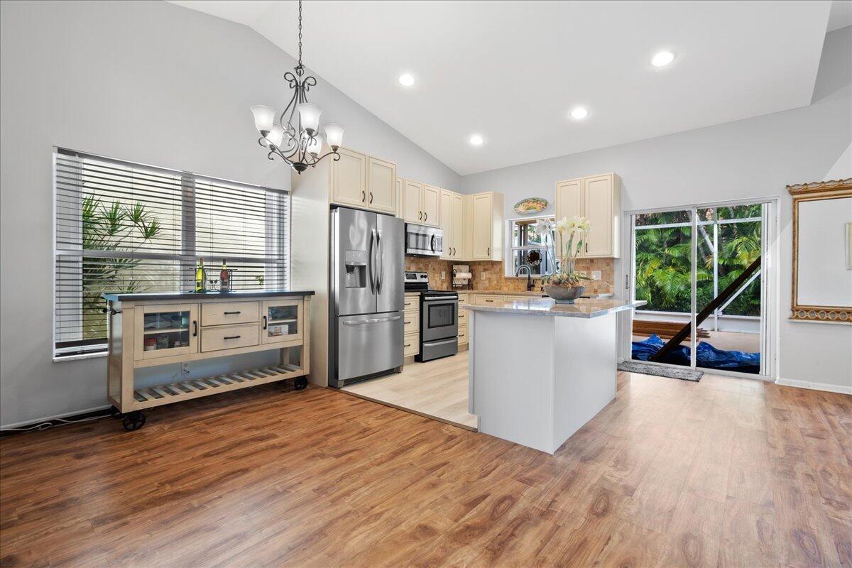 SIENA OAKS - Residential Lease