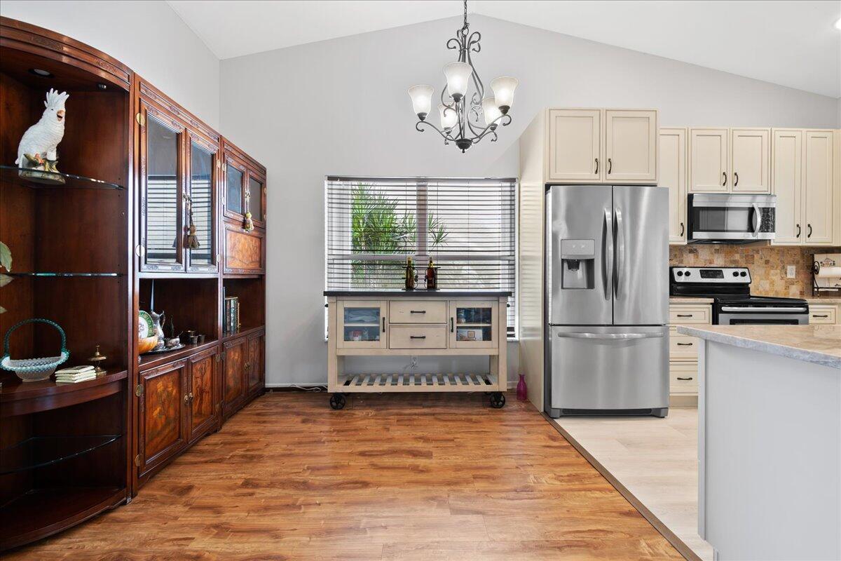 SIENA OAKS - Residential Lease