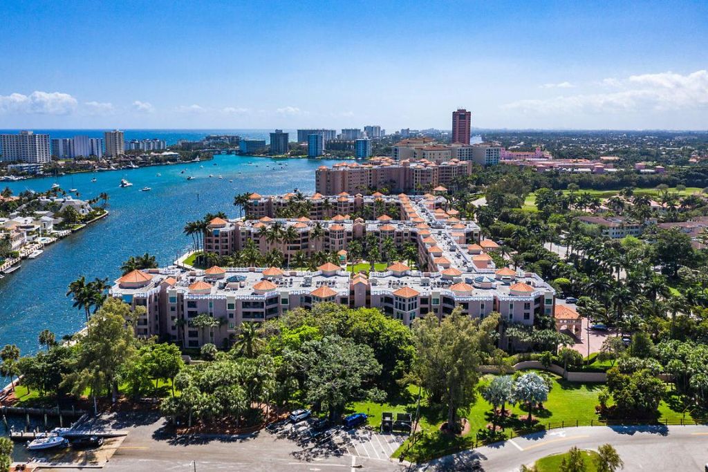 Photo of 100 SE 5th Avenue #216, Boca Raton, FL 33432 (MLS # R10982617)