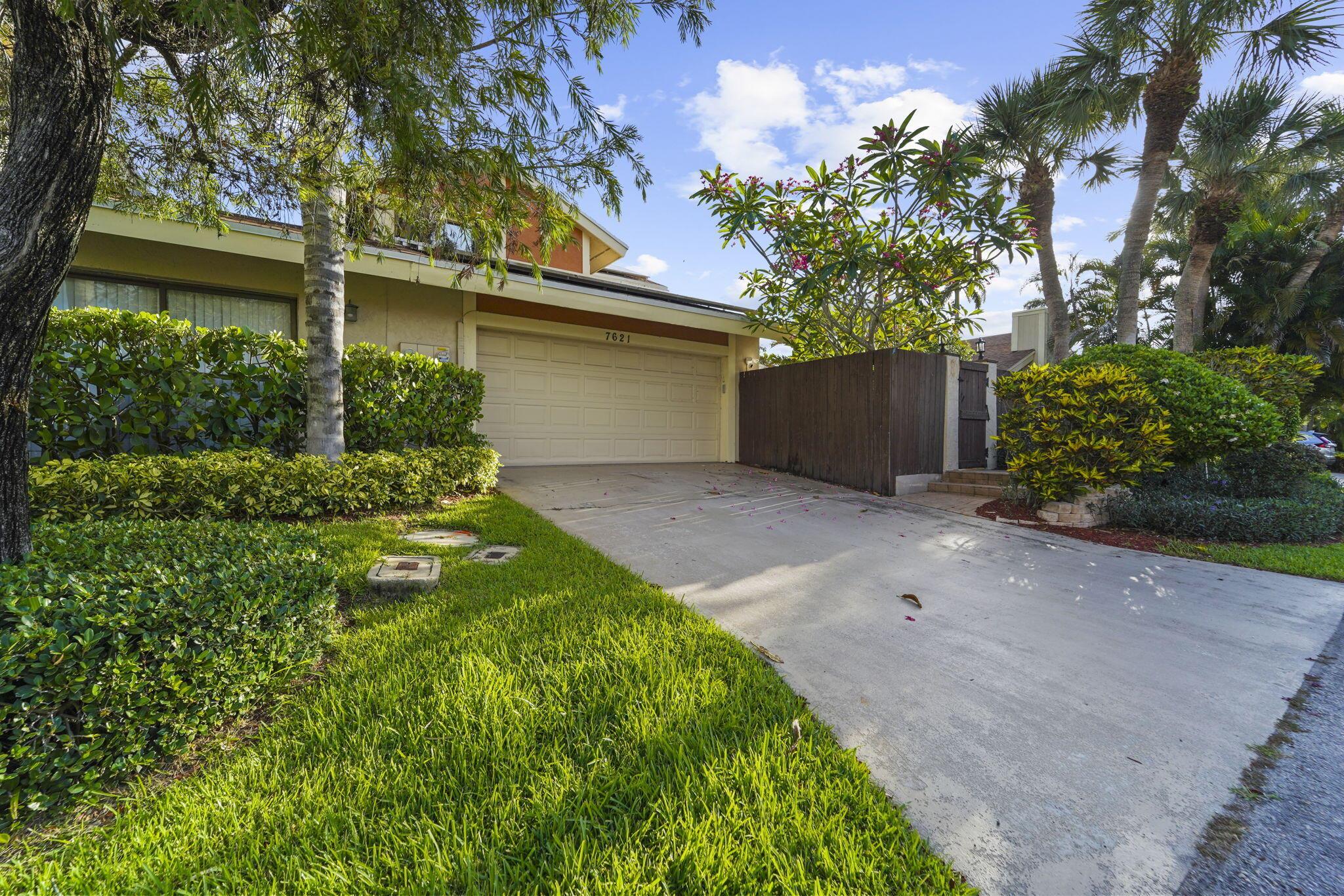 7621 Sierra Terrace W