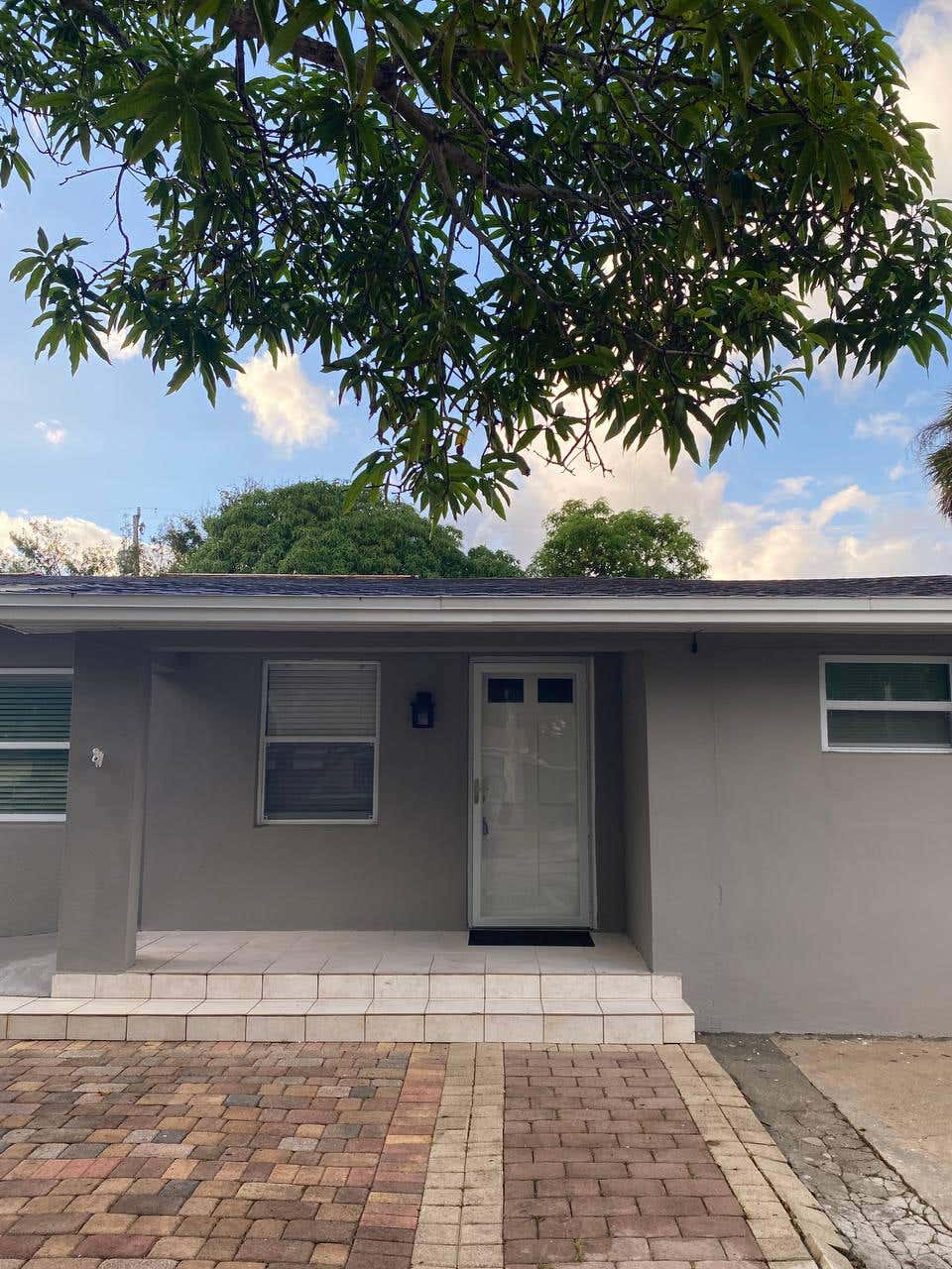 Photo of 1007 Mayflower Road, Fort Pierce, FL 34950 (MLS # R11035081)