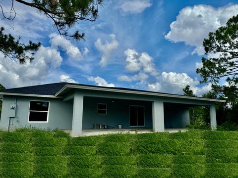 A home in Okeechobee