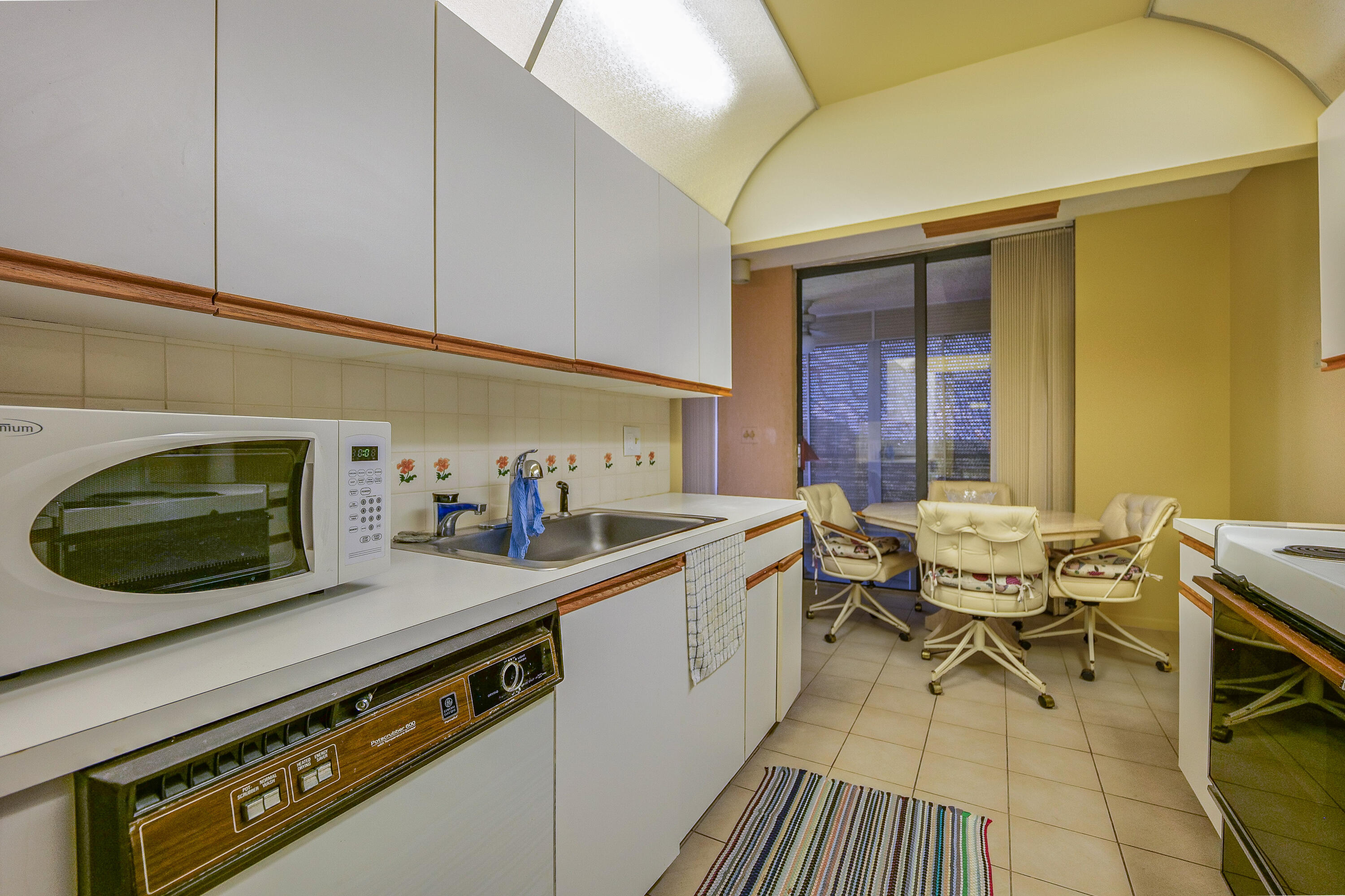 ENVIRON TOWERS II CONDO - Residential