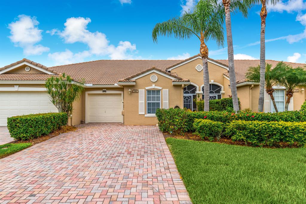 Jensen Beach Country Club - Residential