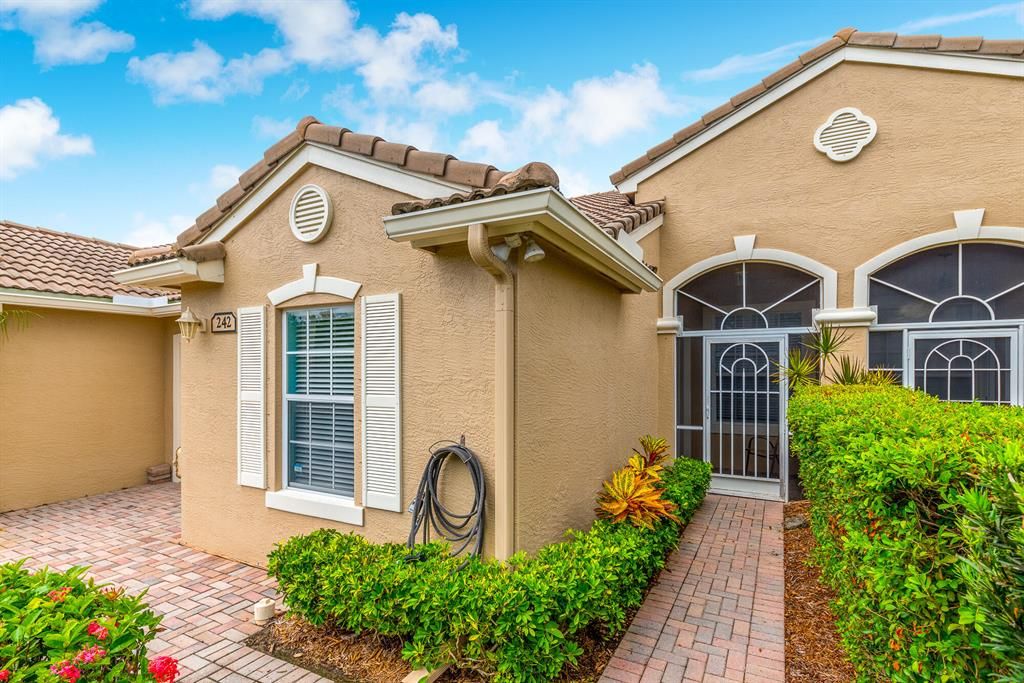 Photo of 242 NW Broken Oak Trail, Jensen Beach, FL 34957 (MLS # R10803008)