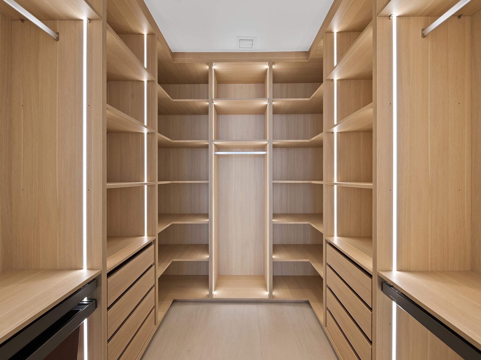 ARIA RESERVE SOUTH - Residential Lease