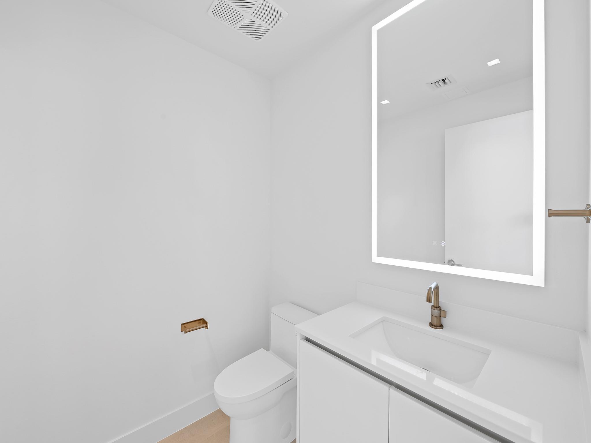 ARIA RESERVE SOUTH - Residential Lease