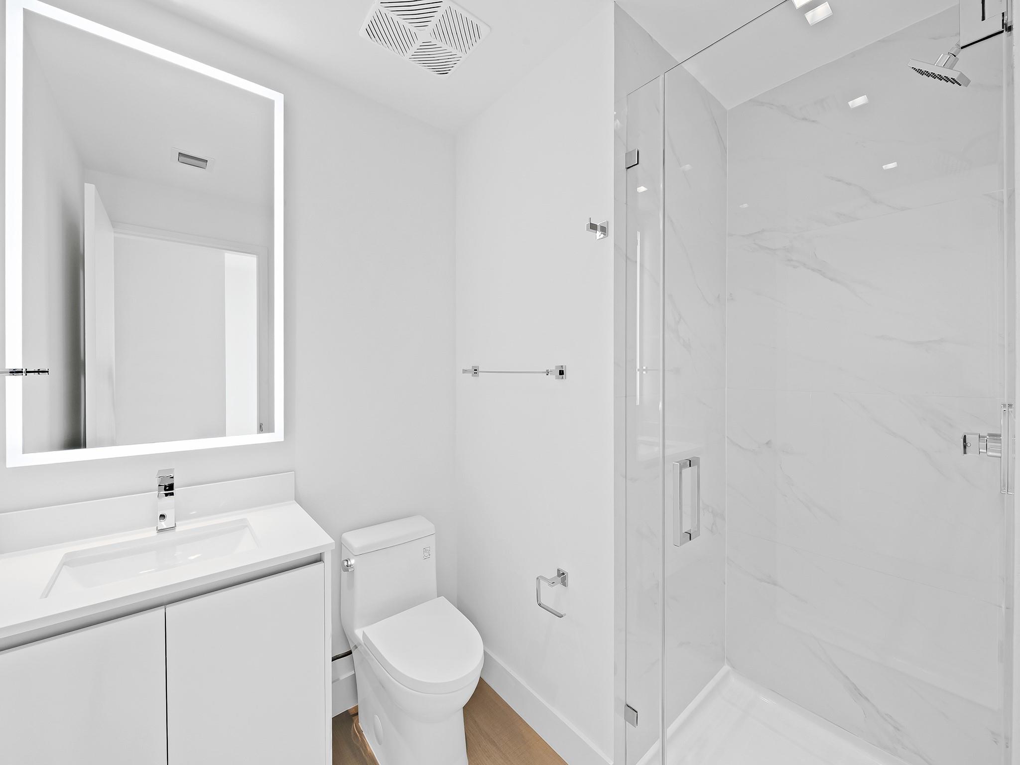 ARIA RESERVE SOUTH - Residential Lease