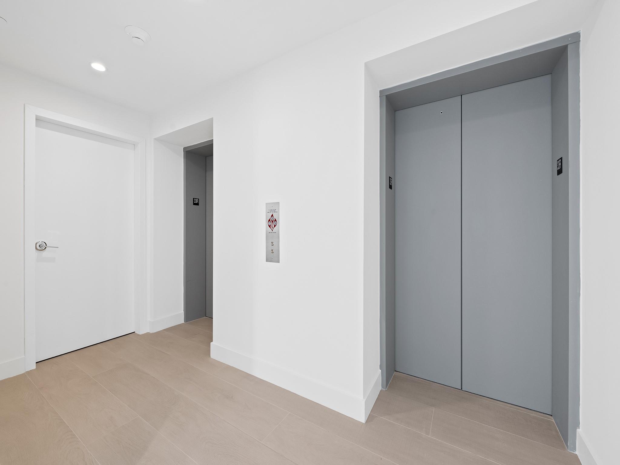 ARIA RESERVE SOUTH - Residential Lease