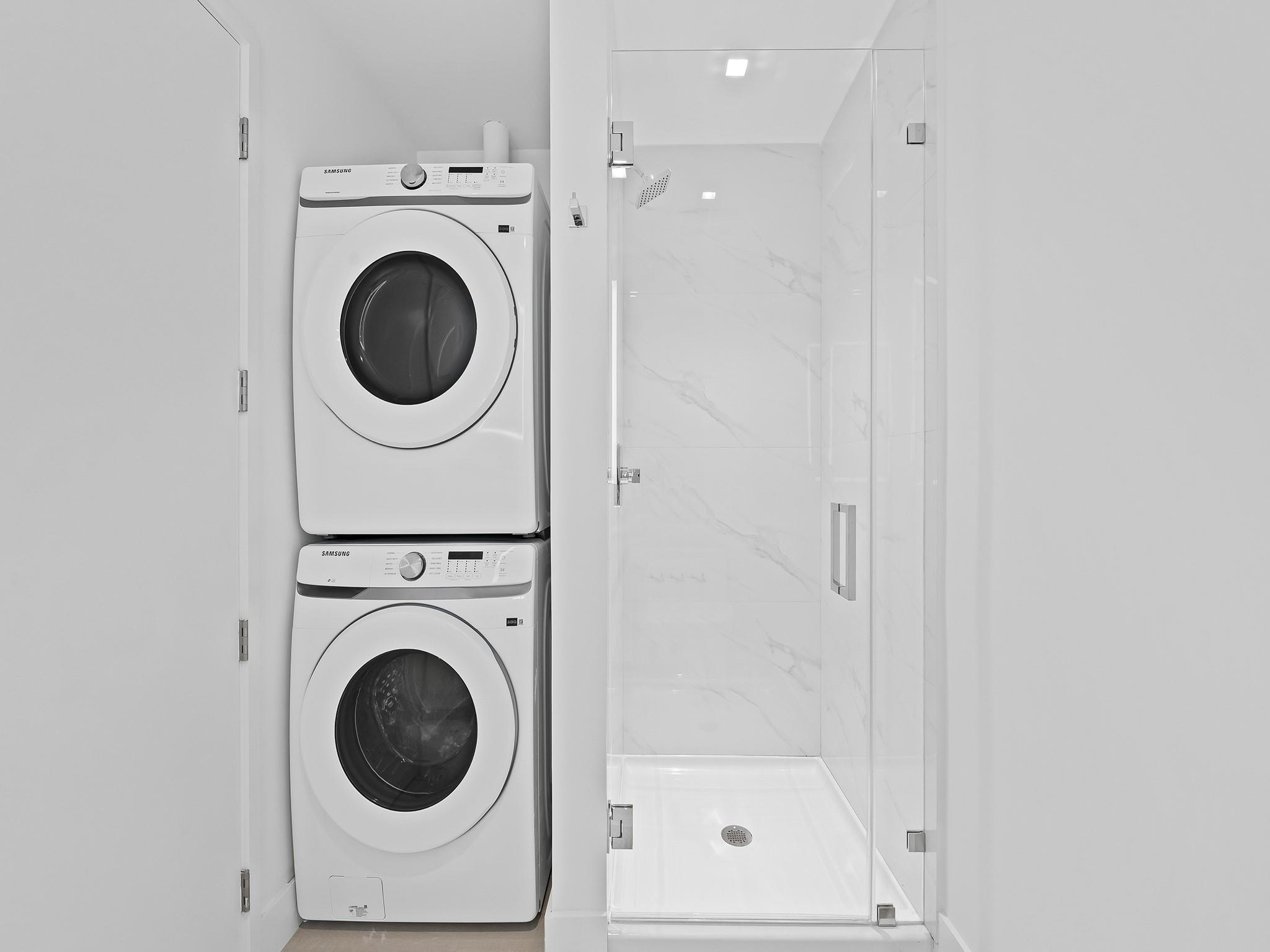 ARIA RESERVE SOUTH - Residential Lease