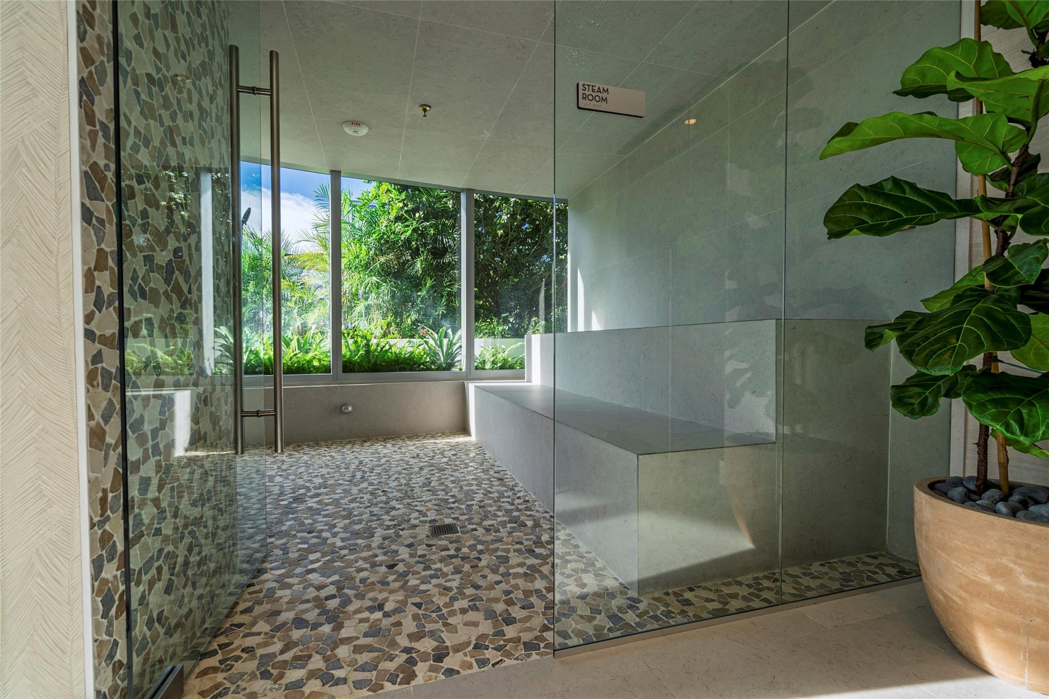 ARIA RESERVE SOUTH - Residential Lease