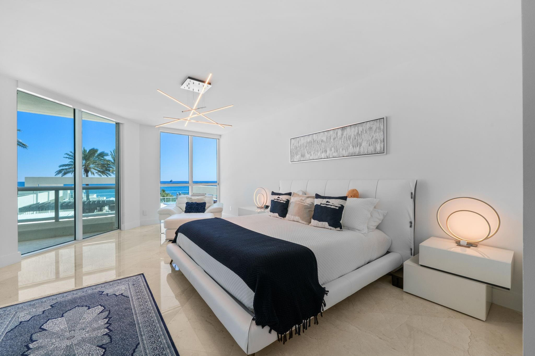 Las Olas Beach Club - Residential