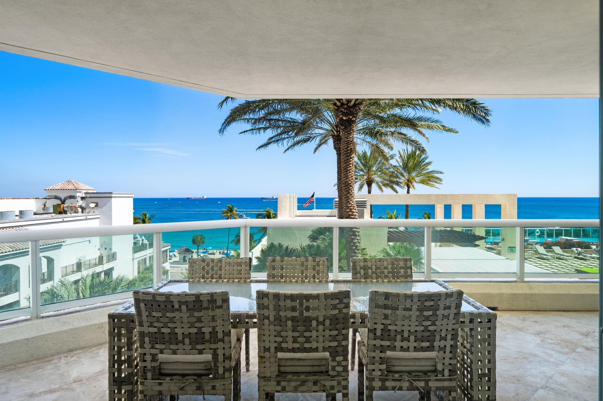 Las Olas Beach Club - Residential