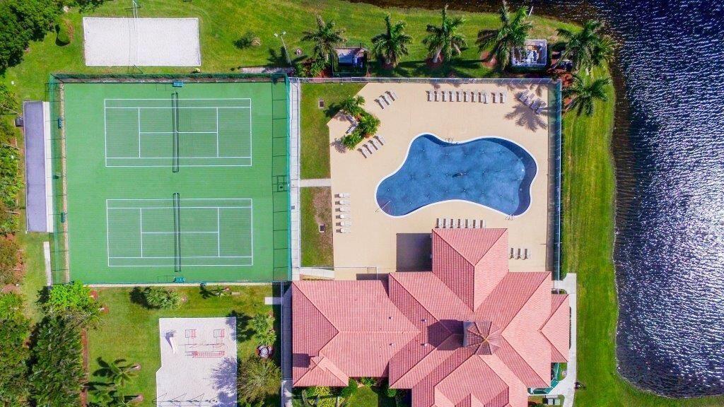 PORTOFINO SHORES - Residential Lease