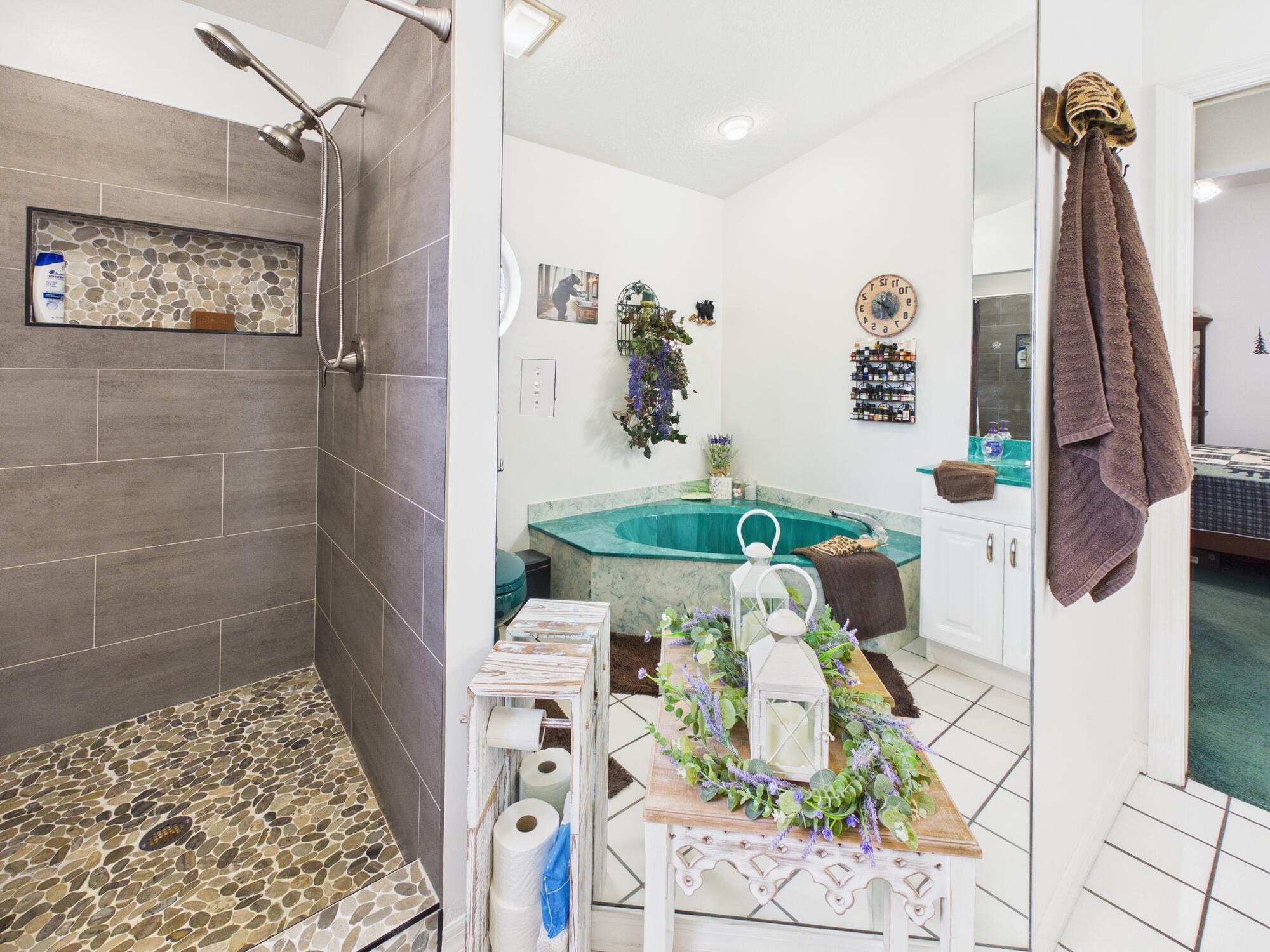 SUNRISE ESTATES SUBDIVISION - Residential