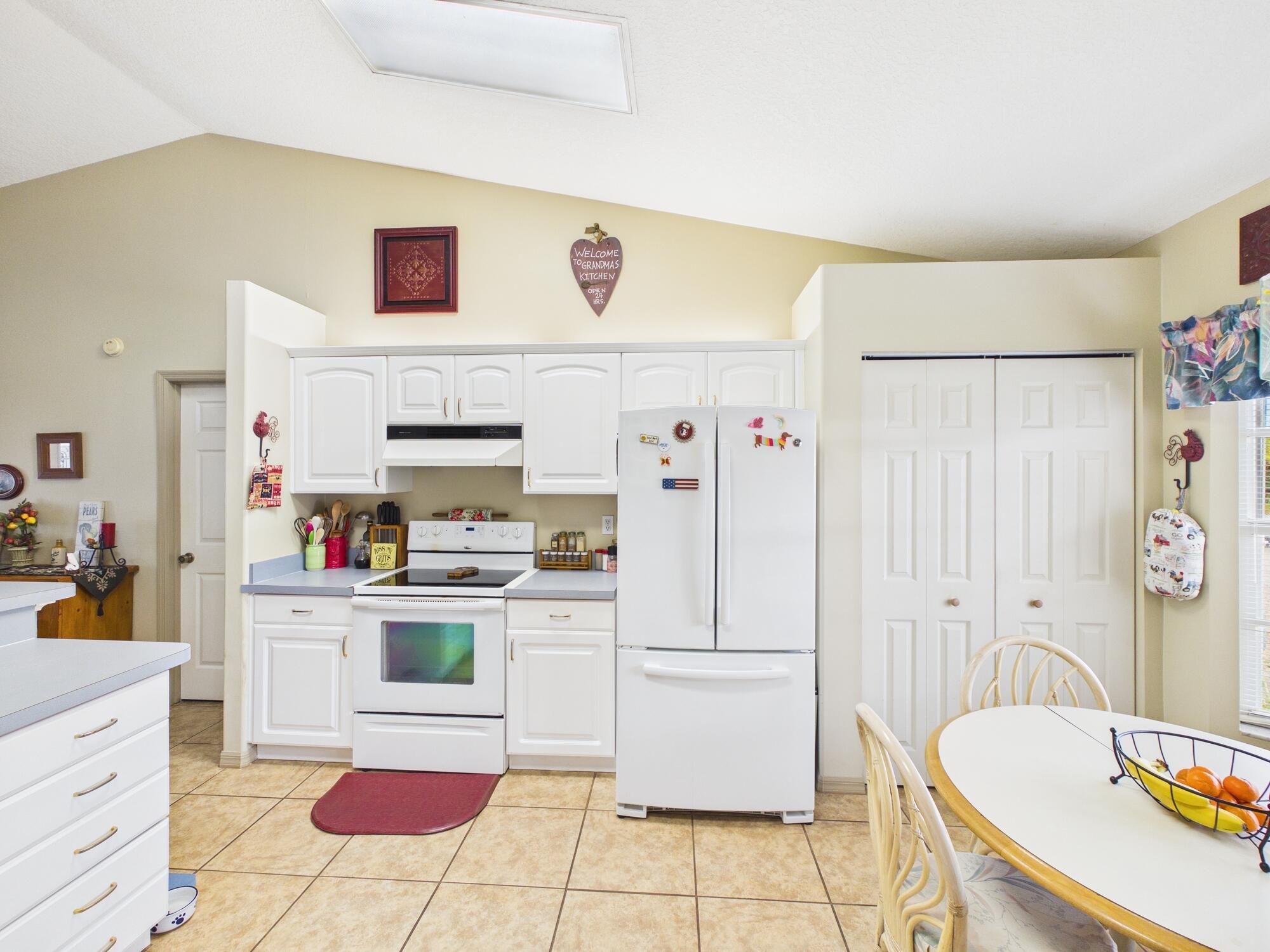 SUNRISE ESTATES SUBDIVISION - Residential