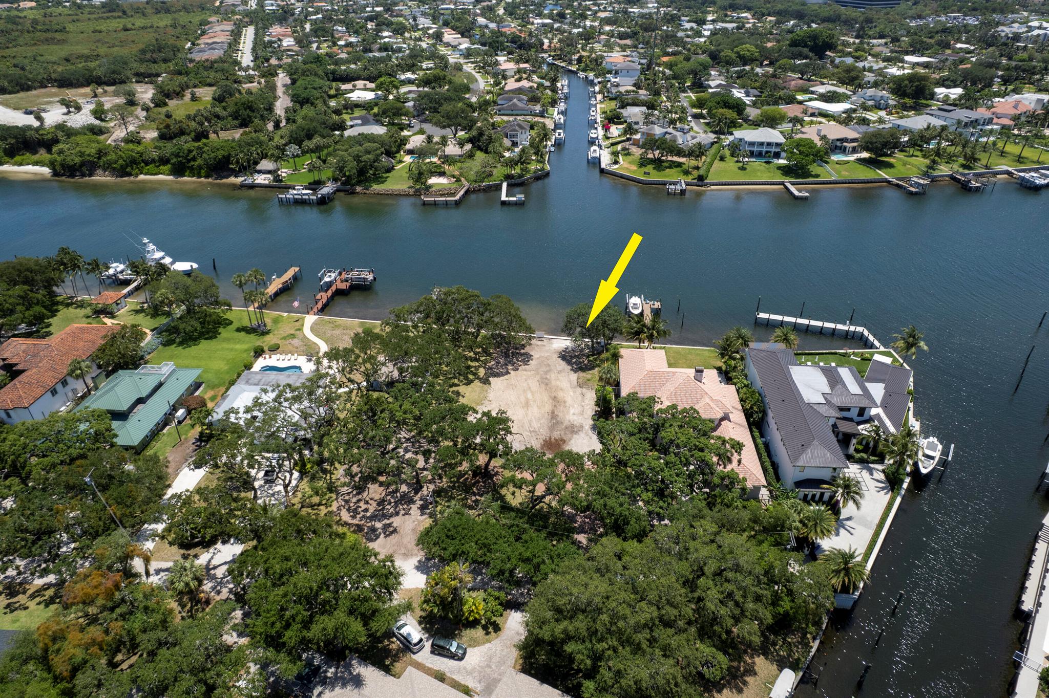 INTRACOASTAL PARK - Land