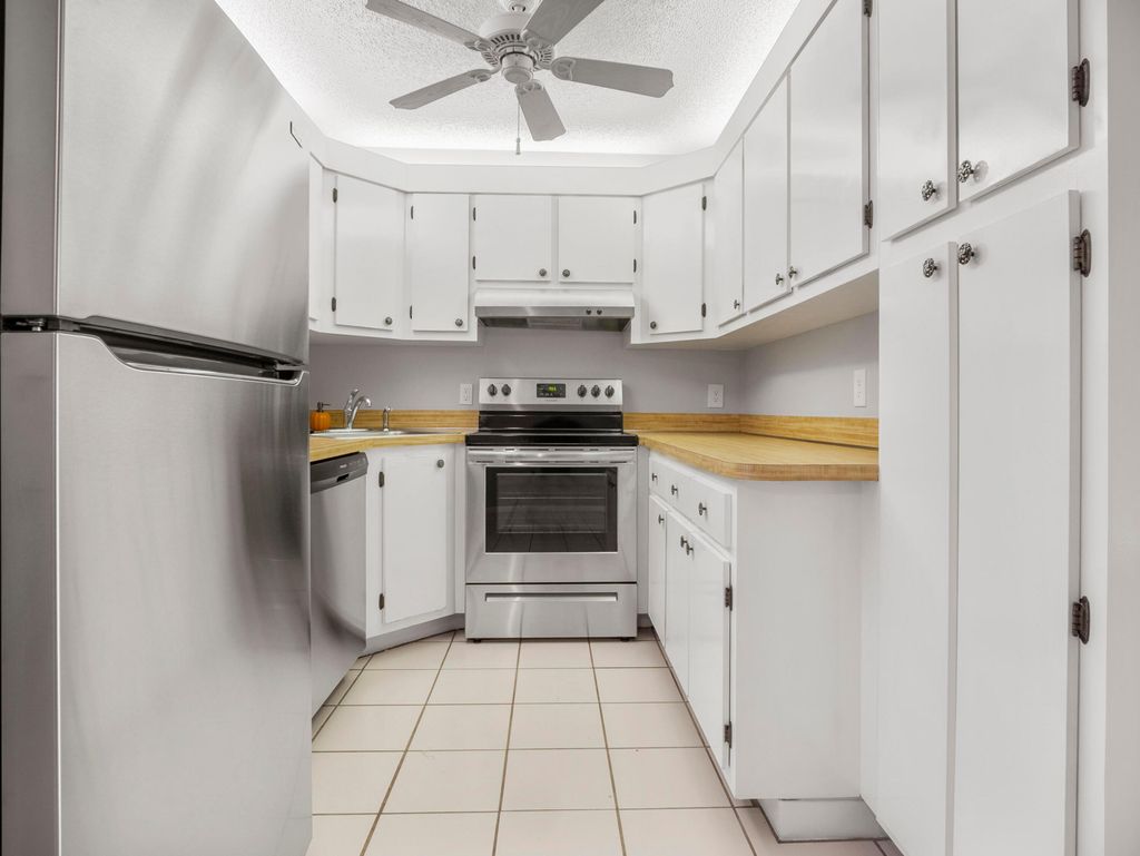 Photo of 2733 SW Matheson Avenue #115-D2, Palm City, FL 34990 (MLS # R11003997)