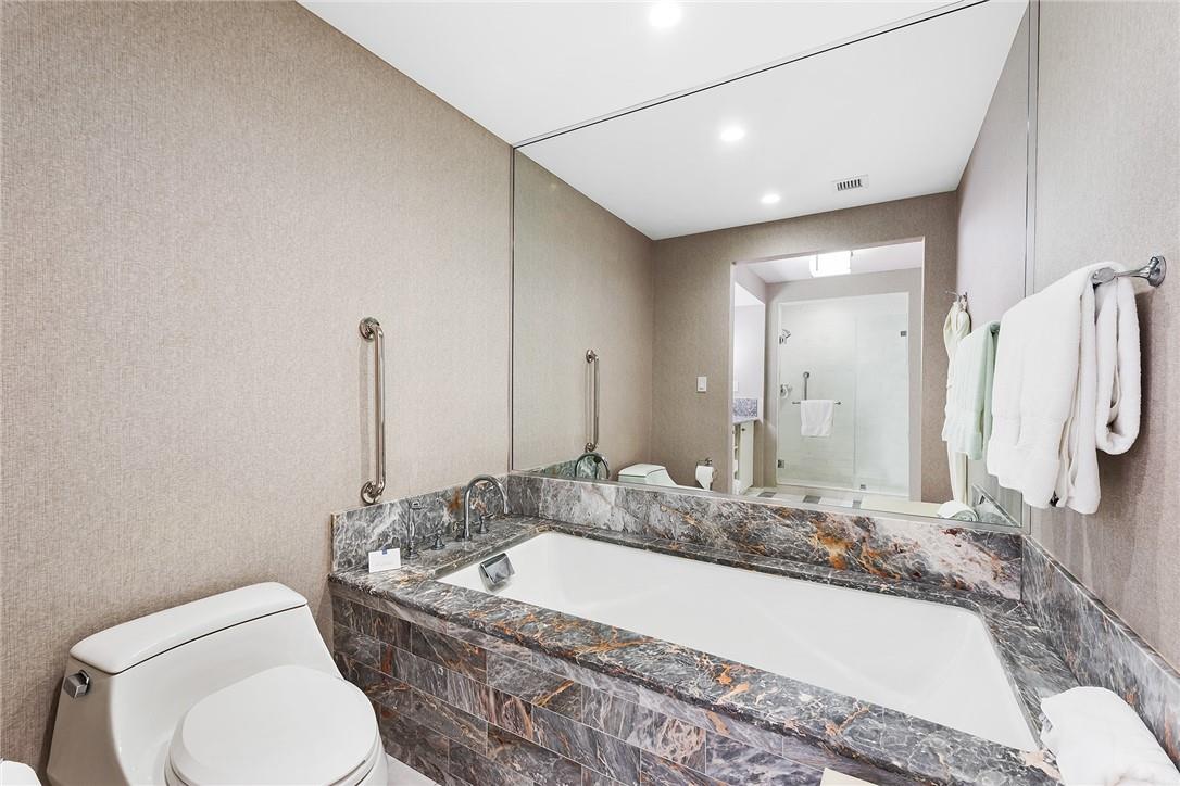 OCEAN RESORT RESIDENCES - Residential