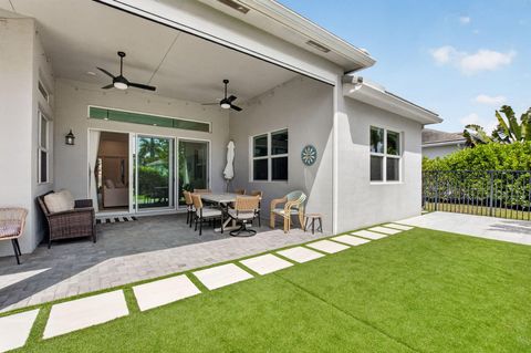 Tiny photo for 9682 Captiva Circle, Boynton Beach, FL 33437 (MLS # B26021434)