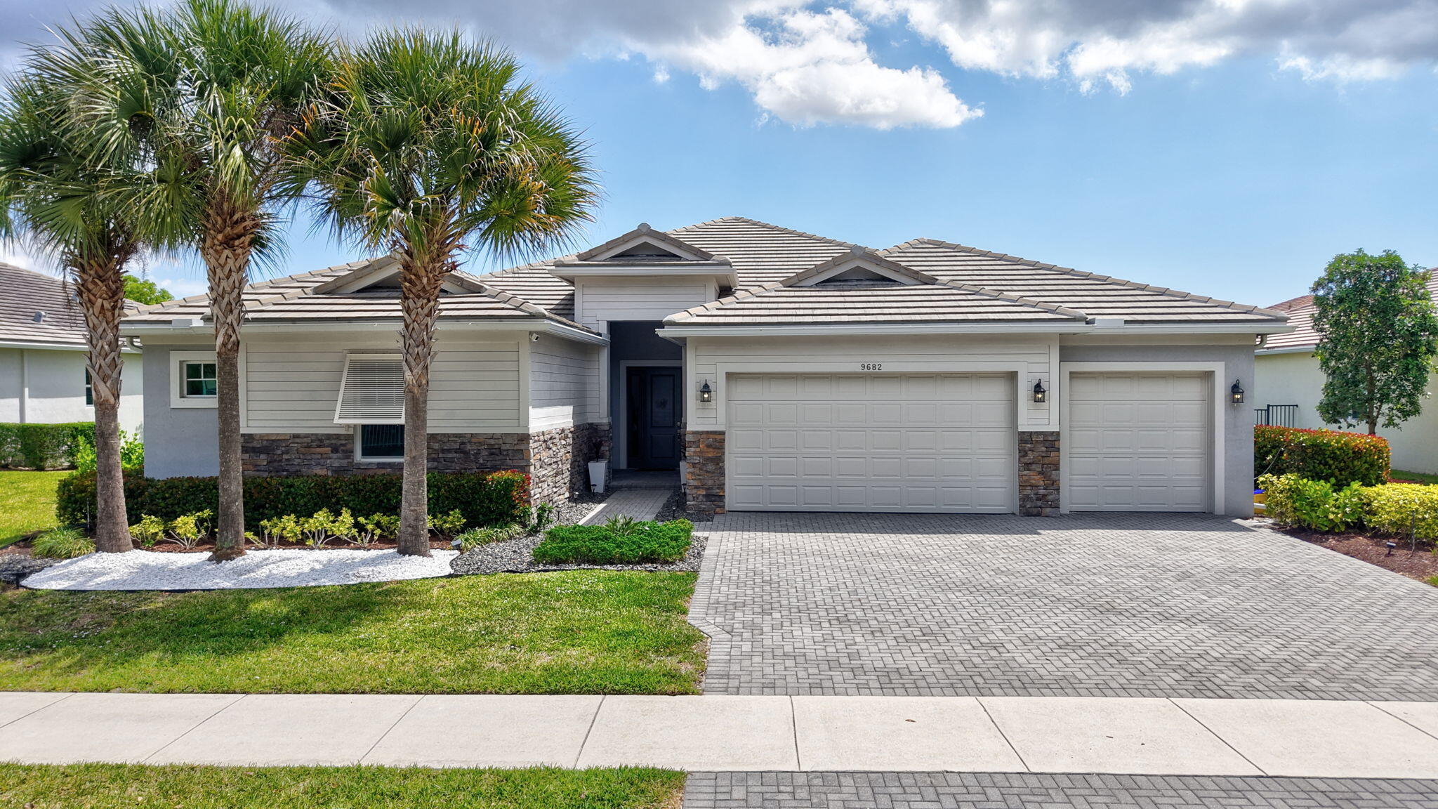 9682 Captiva Circle