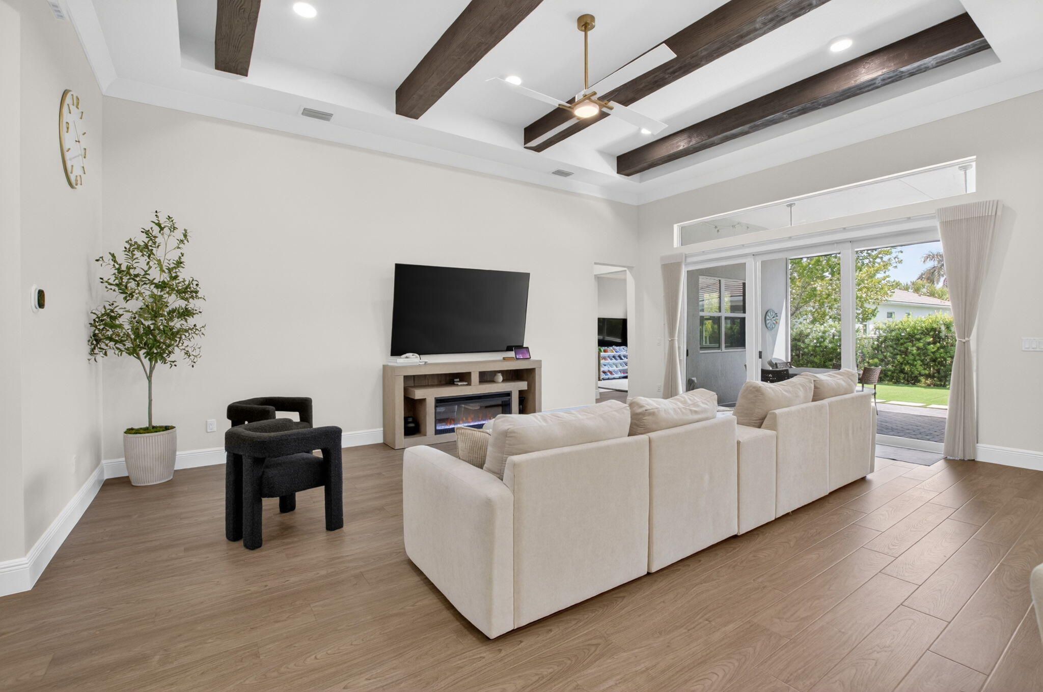 ENCLAVE AT BOYNTON WATERS - Residential