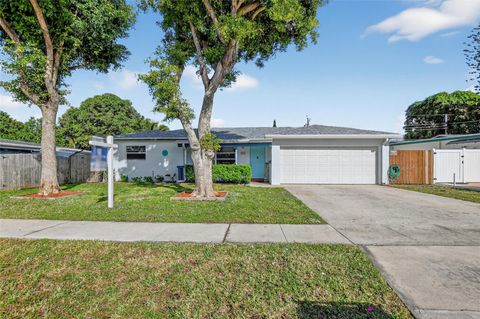 111 SE 14th Pl Deerfield Beach FL 33441