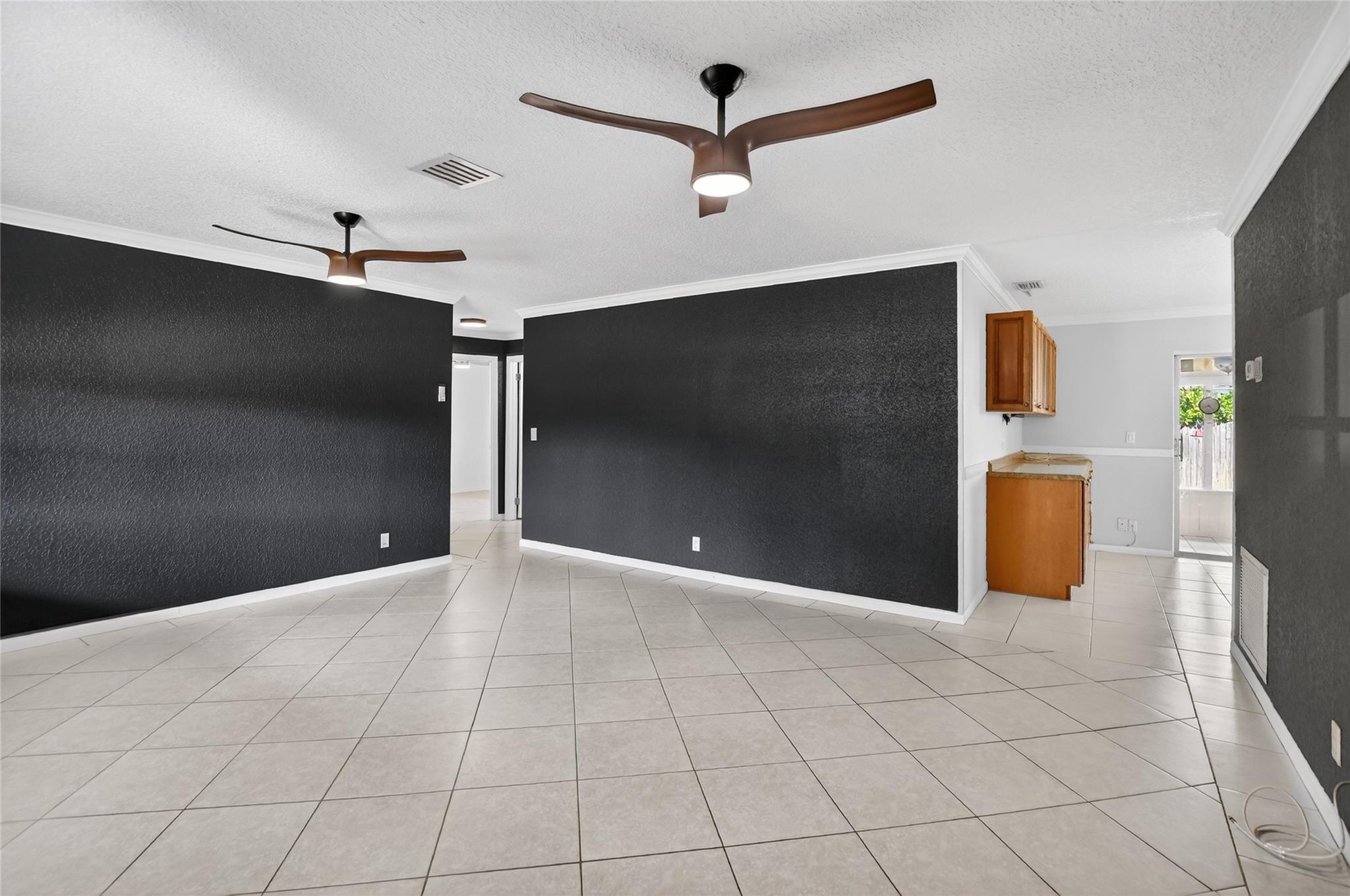 Fairlawn 41-44 B - Residential Lease