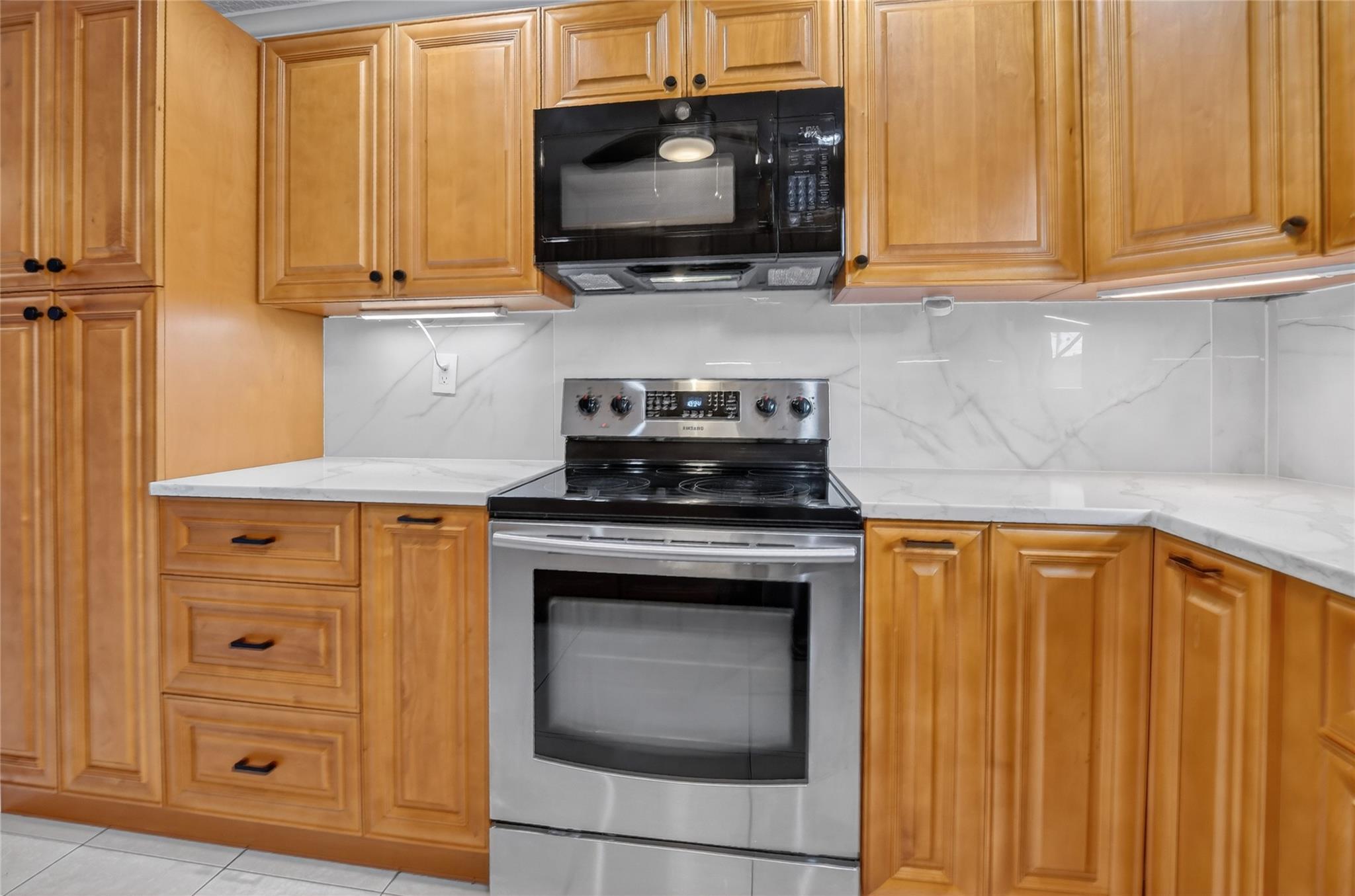 Fairlawn 41-44 B - Residential Lease