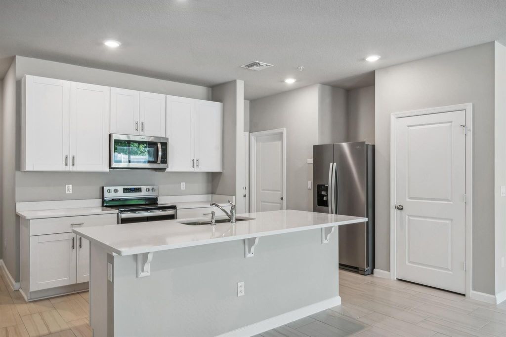 Photo of 342 Salisbury Circle, Fort Pierce, FL 34982 (MLS # R10985774)