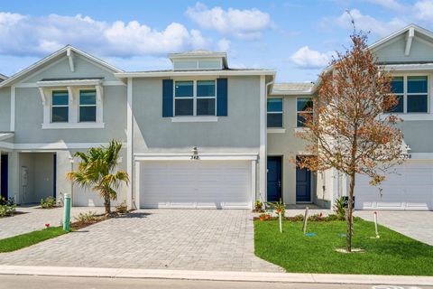 Featured picture for the property R10985774