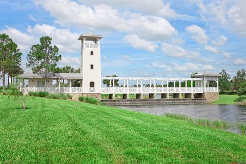 A home in Port St Lucie