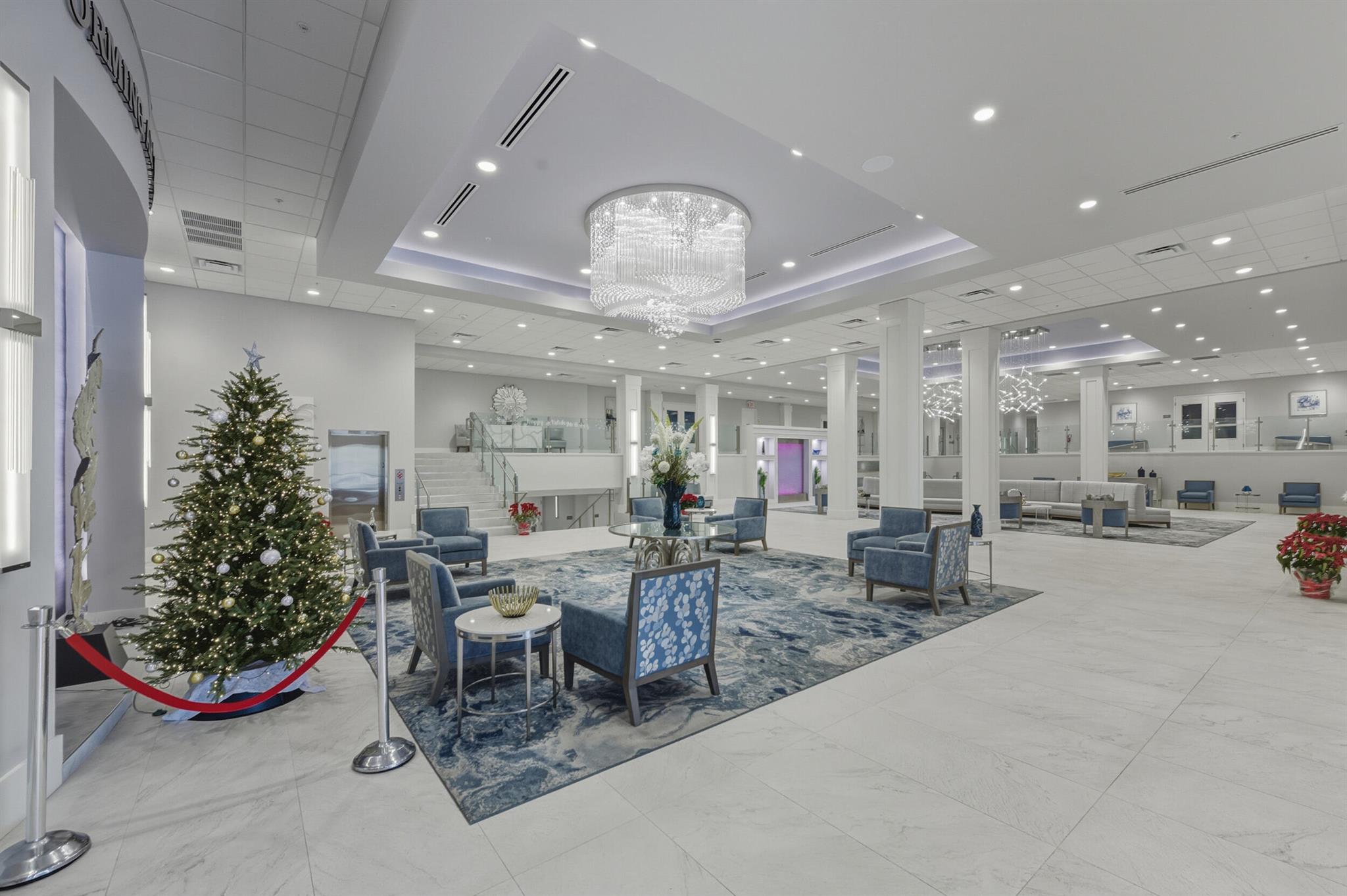 HUNTINGTON POINTE - Residential