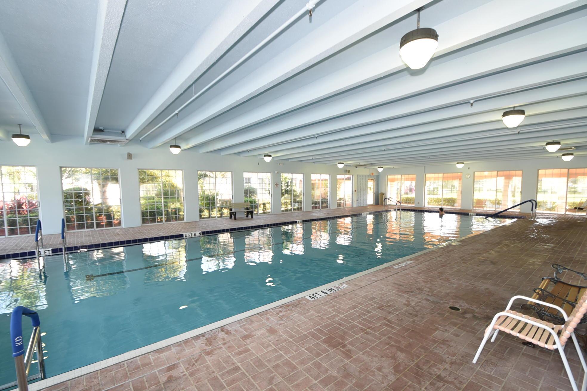 HUNTINGTON POINTE - Residential