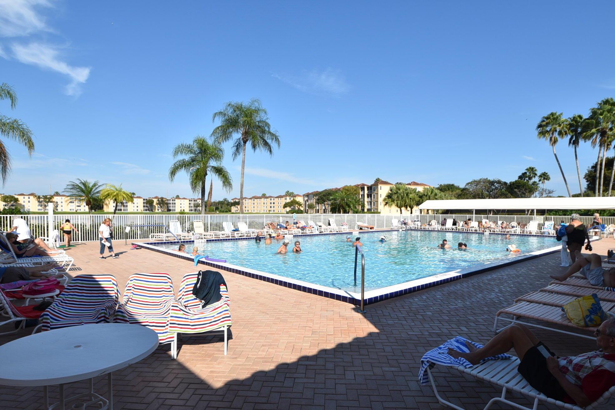 HUNTINGTON POINTE - Residential