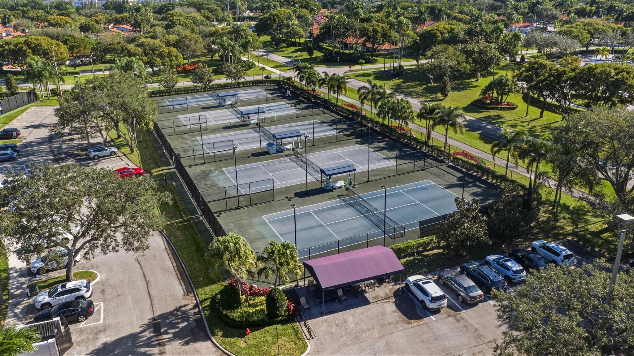 HUNTINGTON POINTE - Residential