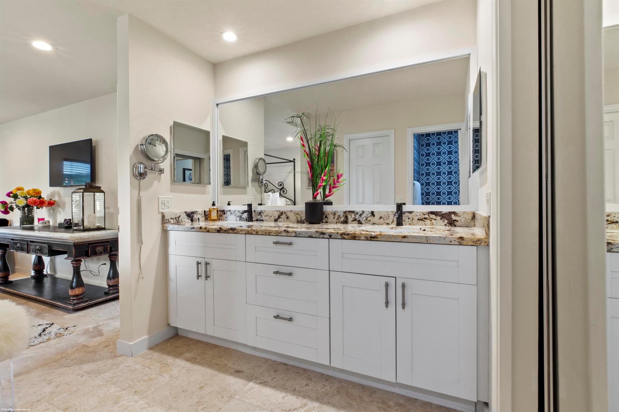 BEDFORD MEWS AT WELLINGTO - Residential Lease